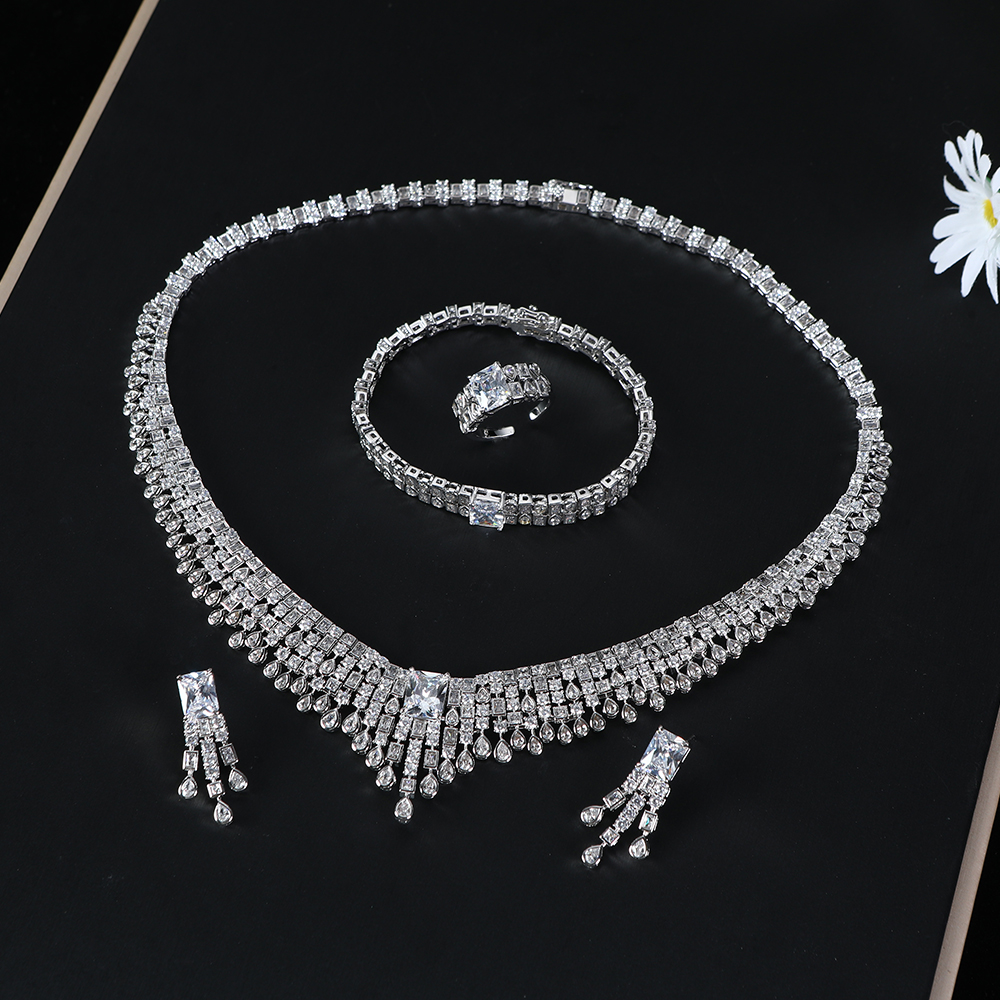 Luxury Geometry UAE Jewelry Se - مراجعة Women Fashion Uae وسعره