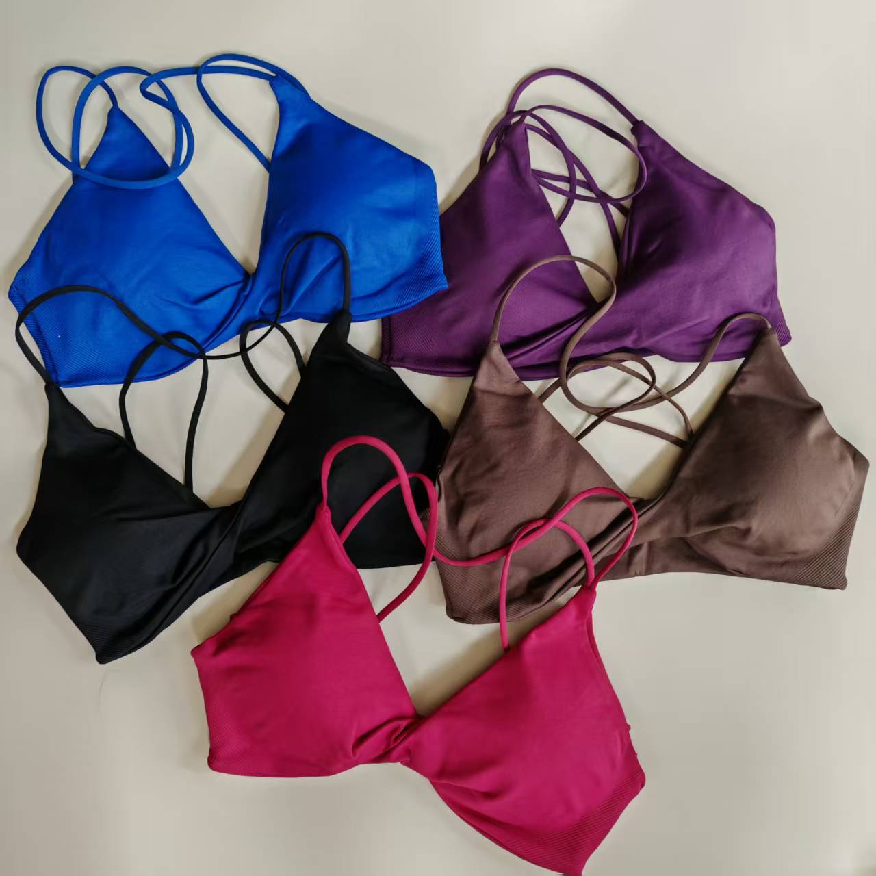 Women Cross Back Yoga Sports B - مراجعة Bra Top Seamless وسعره