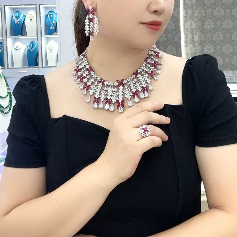 New Fashion UAE Dubai Bridal J - مراجعة Women Fashion Uae وسعره