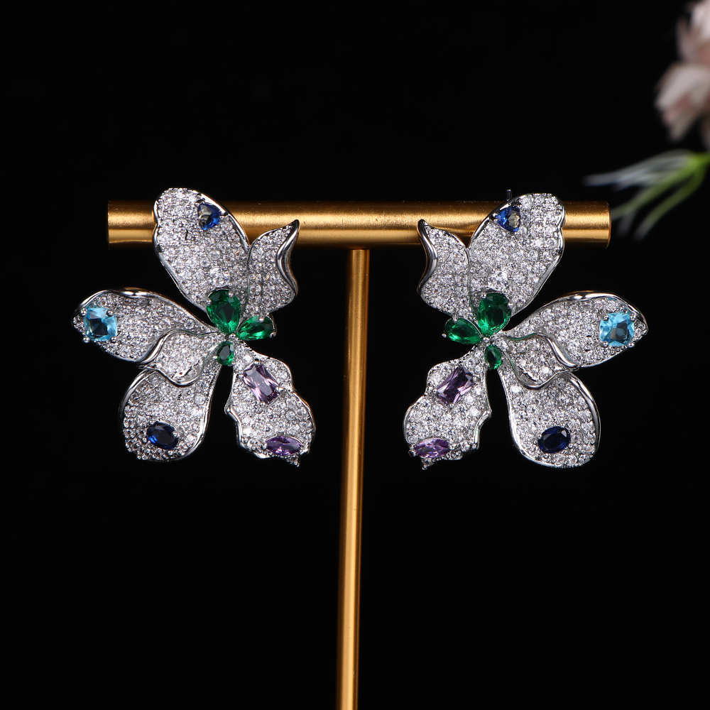 Luxurious and atmospheric geom - مراجعة Women Fashion Uae وسعره