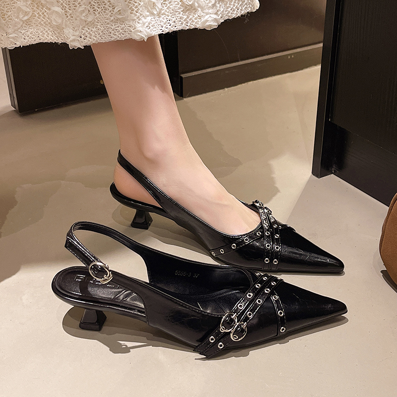 2025 New Women Pointed Toe San - مراجعة Women Fashion Trend 2025 وسعره