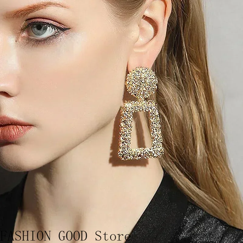Metal Earrings High-end Hollow - مراجعة Women'S Fashion Website وسعره